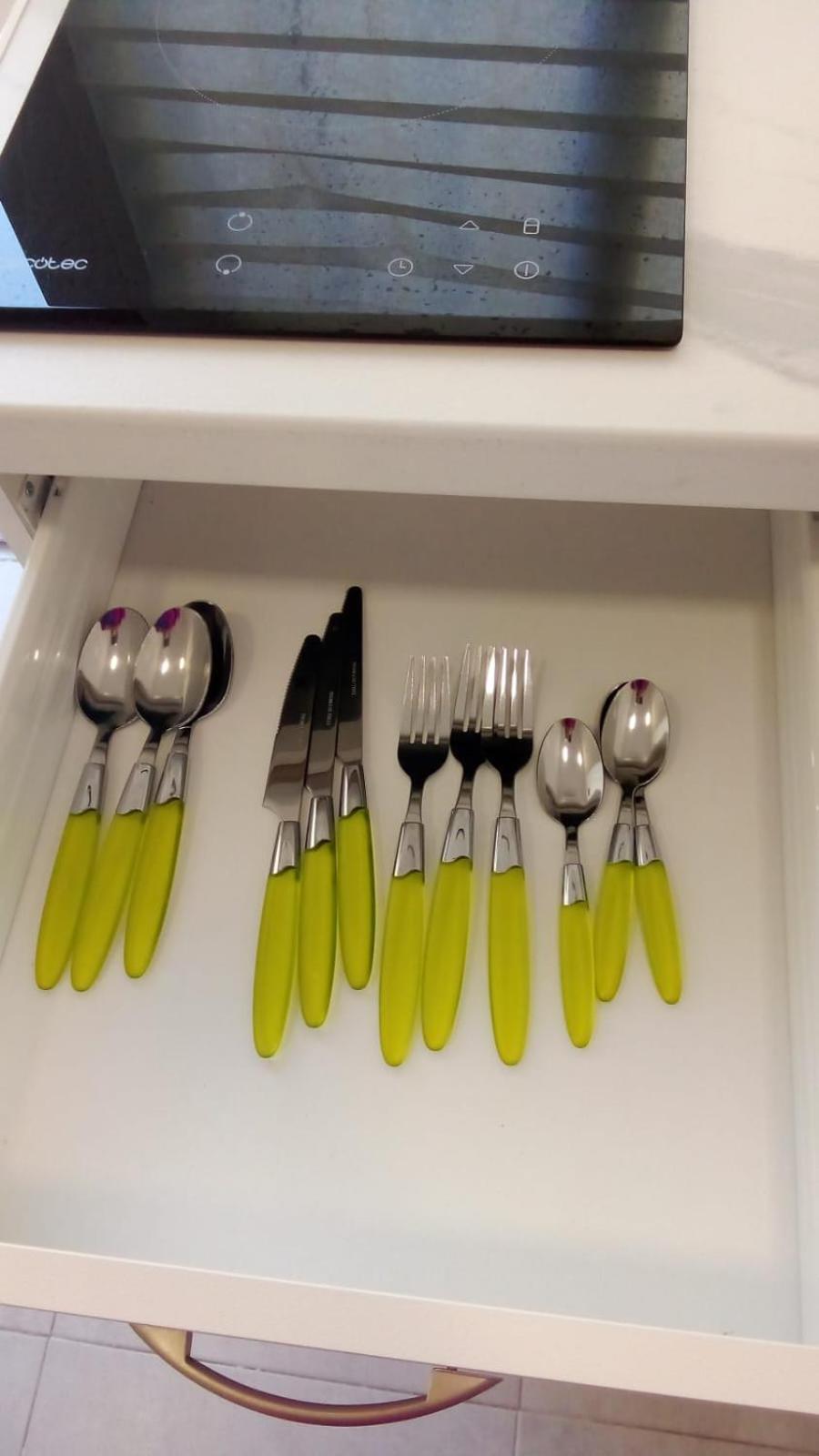 Estudio Encantador Cerca Del Carrefour Rosaleda 1 マラガ エクステリア 写真